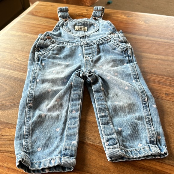 Heart OshKosh B’gosh Denim Overalls - 12 months - Picture 4 of 7